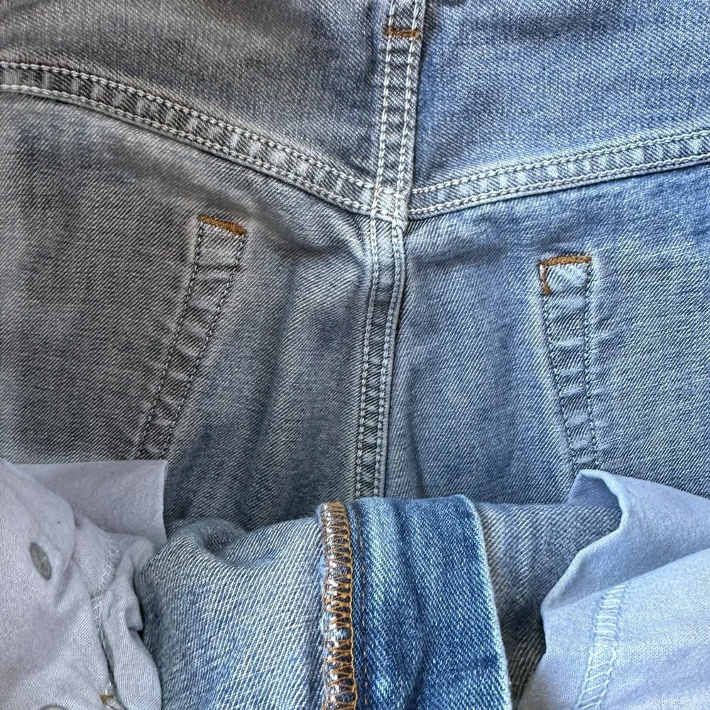 VTG Levi 559 Relaxed Straight Leg Jeans Men's 32x30 Blue Denim Y2K Grunge Skate